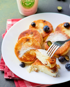 Сирнички з родзинками